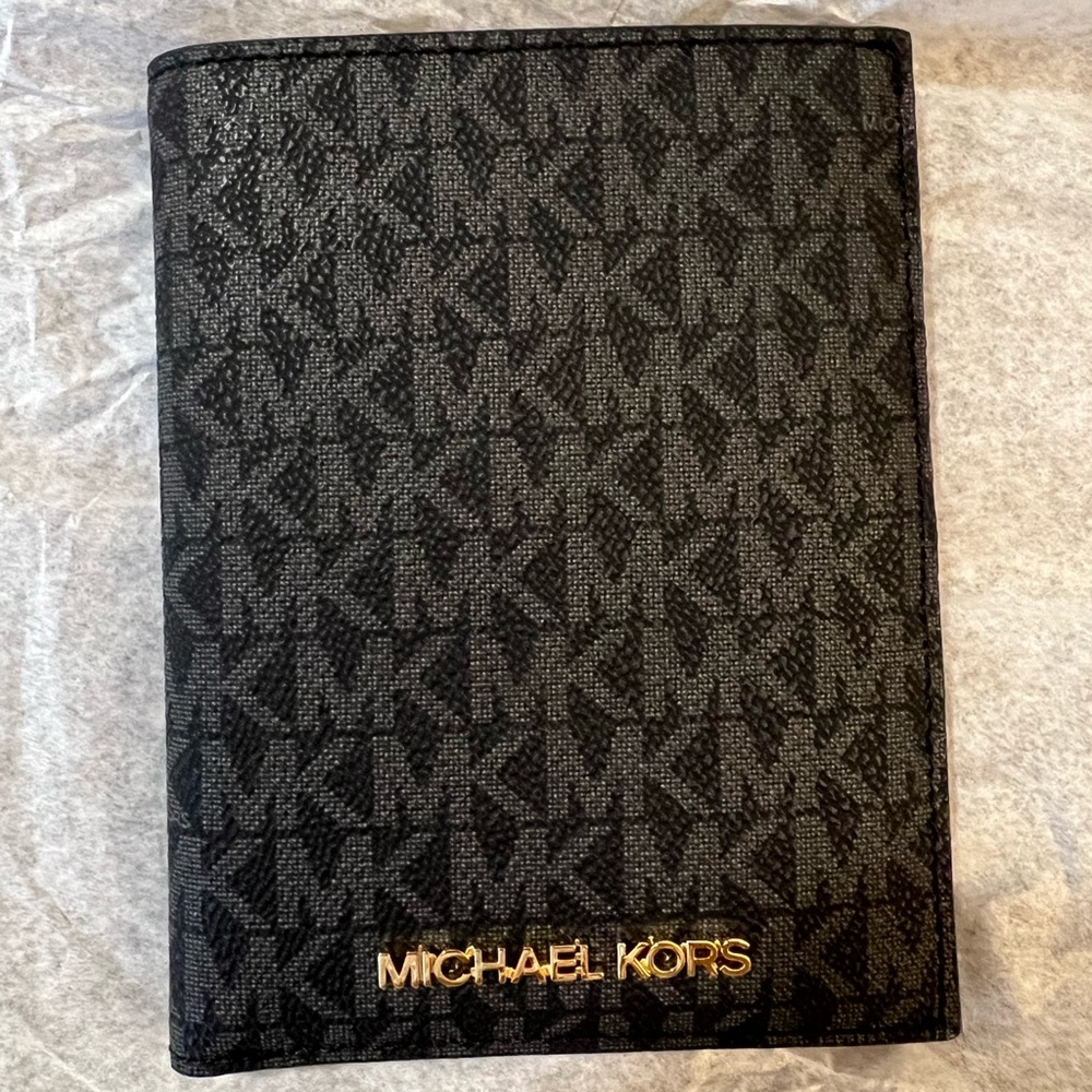 Michael Kors Passport Holder - NWT